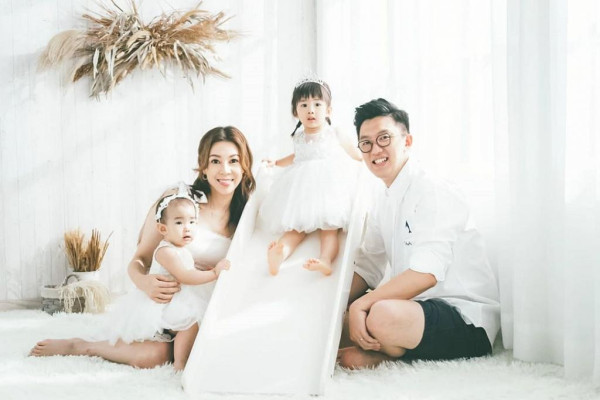 前TVB主播與視后閨蜜現身馬場拉頭馬 嫁會計師馬主升呢闊太獲激讚凍齡依舊