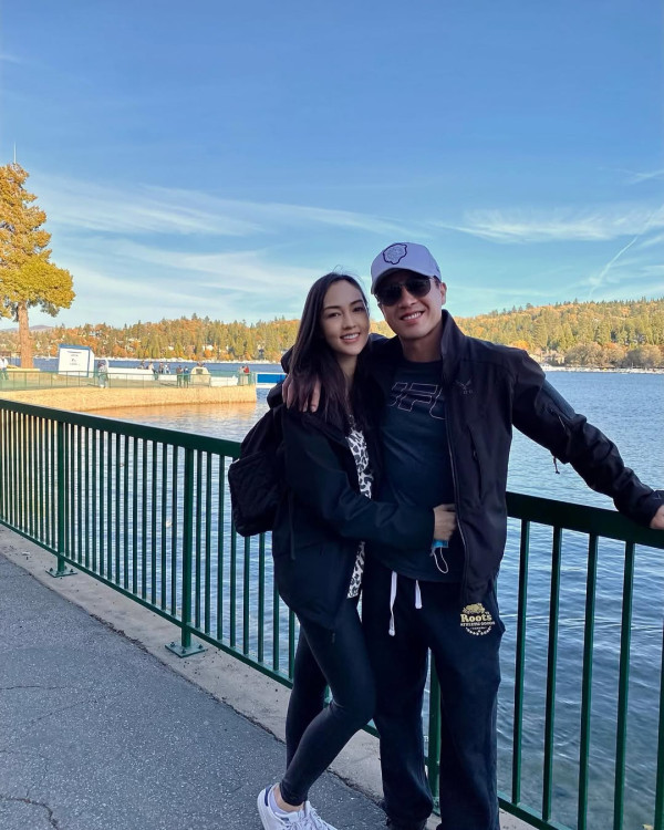 Jessica C.疑復出幕前性感解放「警鐘胸」 樹葉遮掩上圍尺度超大震撼眼球