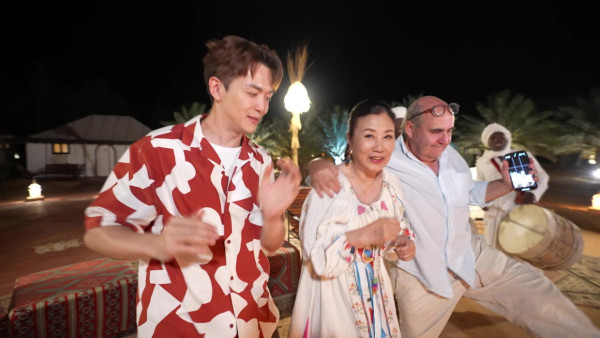 阮浩棕被阿姐逼供戀情全程迴避!AI重現嫲嫲旅遊畫面當場哭成淚人