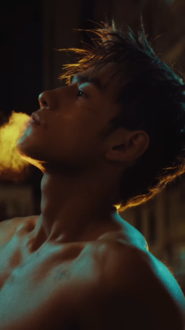 Jeffrey魏浚笙公開昔日肥仔肚腩相 對比最新腹肌狀態驚人！跟貼潮流抽水元朗肉餅︰曾經係肉彈