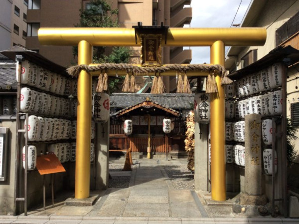 亞洲4大求財靈廟｜中六合彩頭獎靠「洗」出嚟？日本合法洗錢求發財+參拜流程 