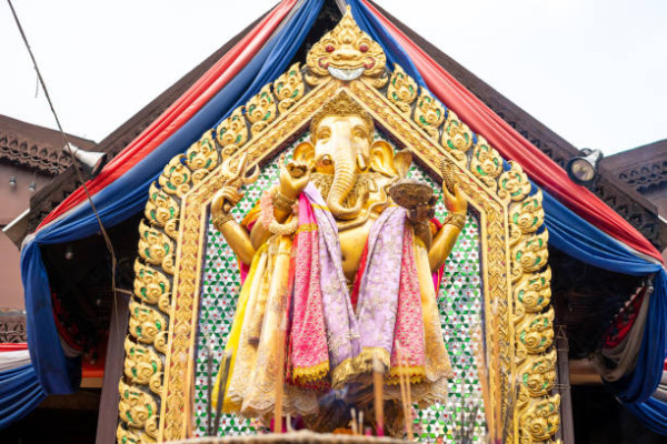 亞洲4大求財靈廟｜中六合彩頭獎靠「洗」出嚟？日本合法洗錢求發財+參拜流程 