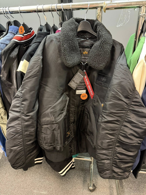 尖沙咀海港城名牌開倉低至3折！羽絨/風褸/冬季服飾特賣 OBEY/Aape/izzue/Dime/b+ab