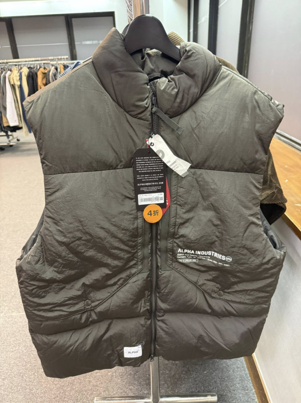 尖沙咀海港城名牌開倉低至3折！羽絨/風褸/冬季服飾特賣 OBEY/Aape/izzue/Dime/b+ab