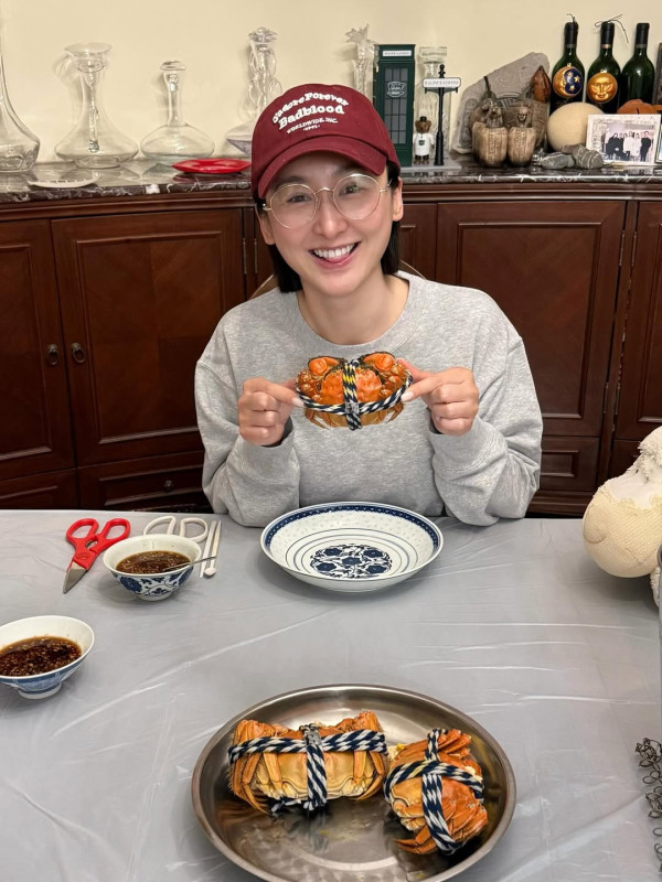 38歲高海寧零妝容真實素顏曝光 比化妝更年輕！網民直呼：起碼後生10年