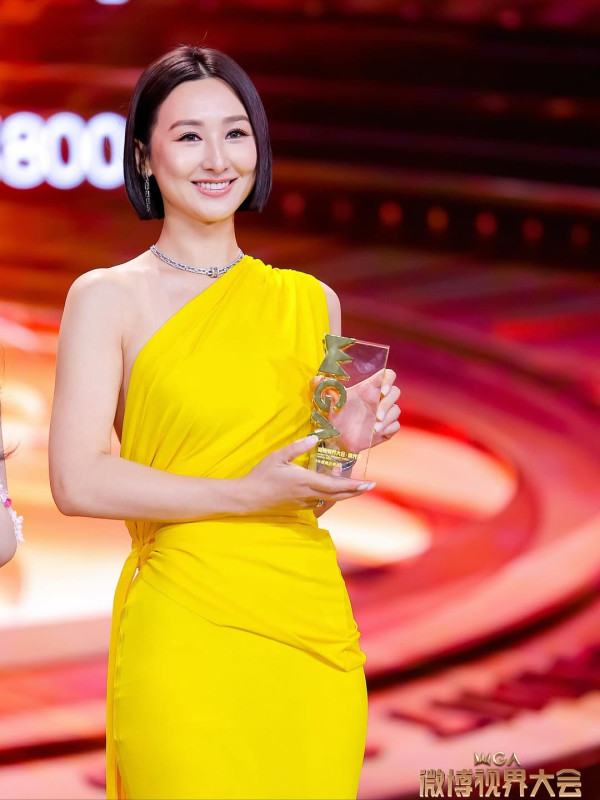 38歲高海寧零妝容真實素顏曝光 比化妝更年輕！網民直呼：起碼後生10年