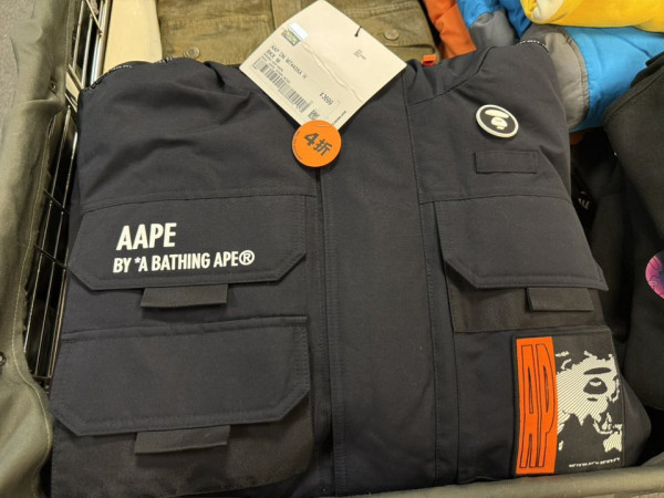 尖沙咀海港城名牌開倉低至3折!羽絨/風褸/冬季服飾特賣 OBEY/Aape/izzue/Dime/b+ab