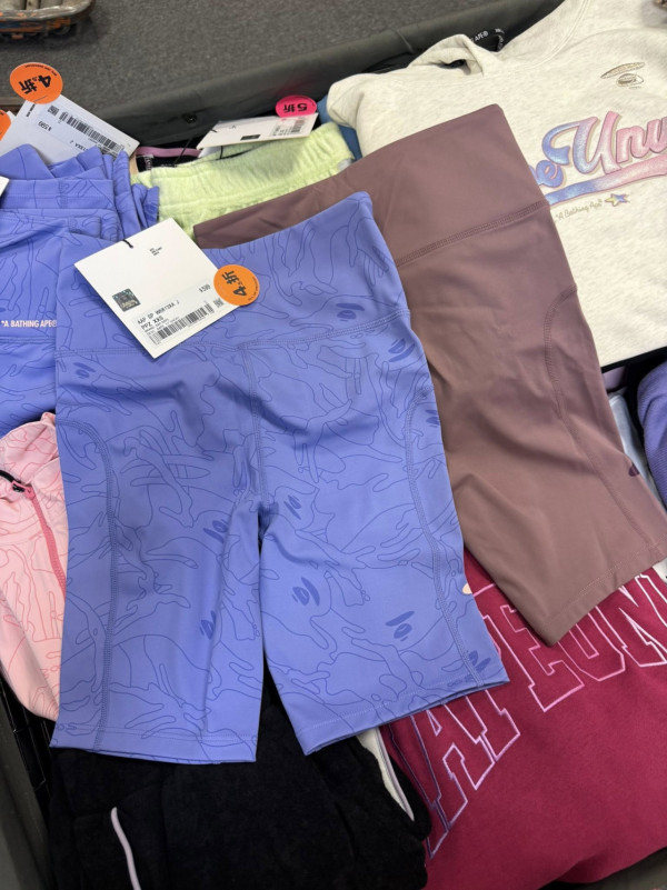 尖沙咀海港城名牌開倉低至3折！羽絨/風褸/冬季服飾特賣 OBEY/Aape/izzue/Dime/b+ab