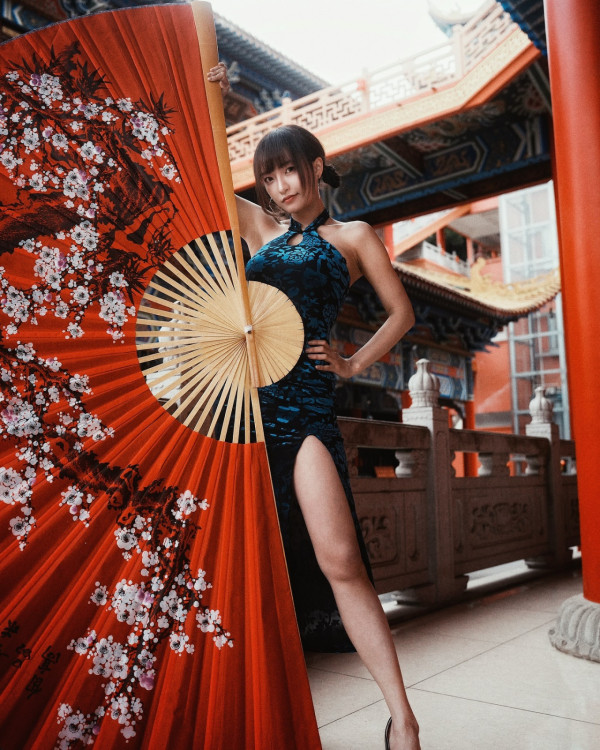 熱海花火大會|香港KOL雪兒為日本睇煙花自私行為道歉 認與霍哥遊日澄清已與前夫分居