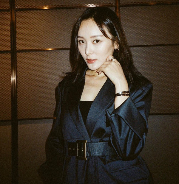 36歲性感女神落淚見證胞弟大學畢業 無悔年花數十萬供澳洲升學:忍唔住流淚