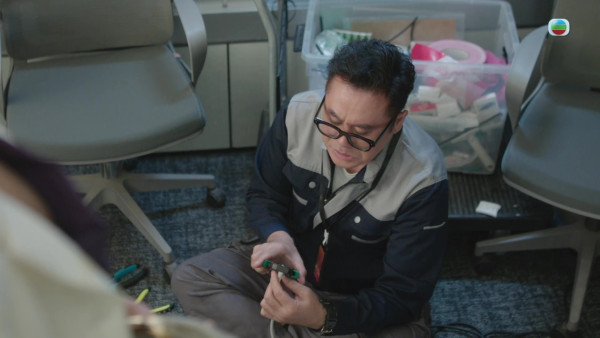 新聞女王2劇評｜最佳男配角驚喜客串三分鐘極搶戲 與高海寧有唯一對手戲贏盡好評