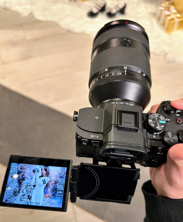 Sony直出色彩有驚喜？Sony A7 V 人像動物實測 AI白平衡 預拍攝出色實用