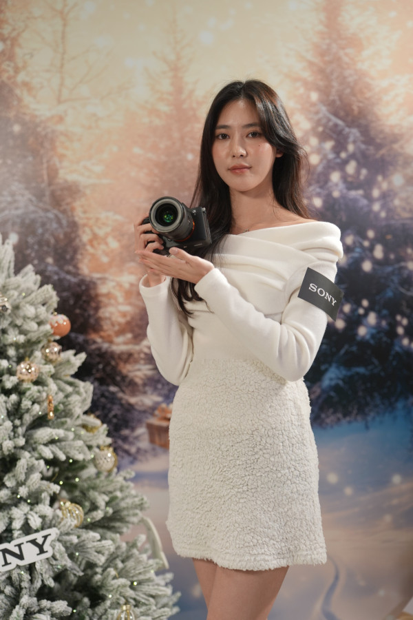 Sony直出色彩有驚喜？Sony A7 V 人像動物實測 AI白平衡 預拍攝出色實用