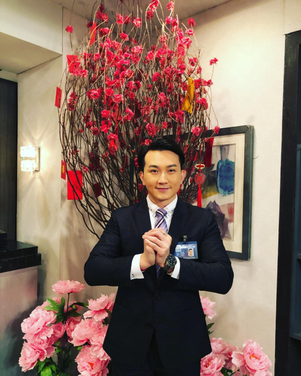 愛回家「鐵面陳」求婚半年報喜低調榮升做爸爸 傳升呢「億萬駙馬」為囡囡豪搞百日宴