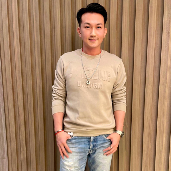 年度回顧｜盤點2025年娛樂圈16位新手爸媽 TVB模範夫妻結婚7年終報喜！呢位秘密生B最震撼！