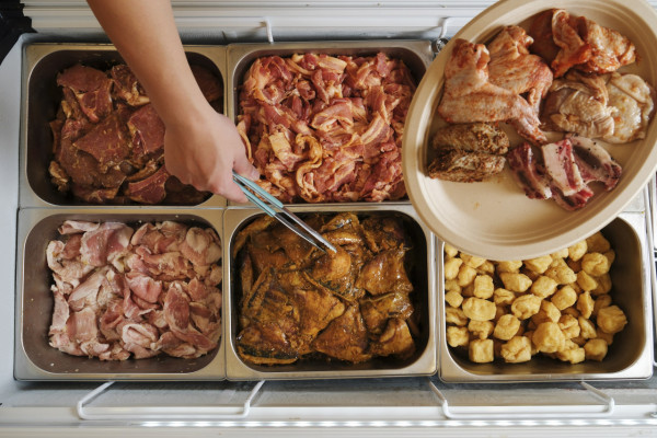 大欖繁星燒烤$228全日任食任玩！邊火鍋邊燒烤 80+款食品 西冷扒/雞中翼/豬腩肉/魷魚！