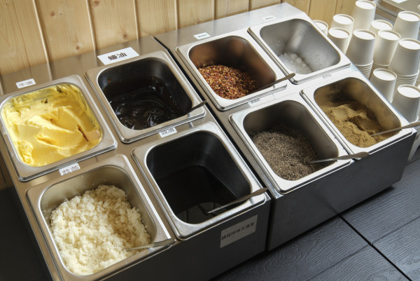 大欖繁星燒烤$228全日任食任玩！邊火鍋邊燒烤 80+款食品 西冷扒/雞中翼/豬腩肉/魷魚！