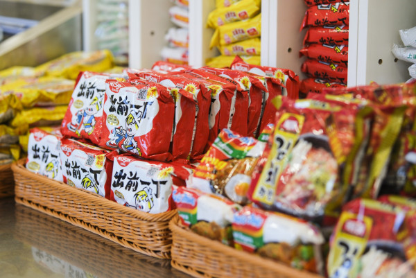 大欖繁星燒烤$228全日任食任玩！邊火鍋邊燒烤 80+款食品 西冷扒/雞中翼/豬腩肉/魷魚！