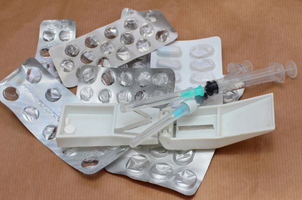 全球2025預警|超級細菌恐「每3秒殺1人」!世衛警告恐無藥可醫:壽命縮短1.8年