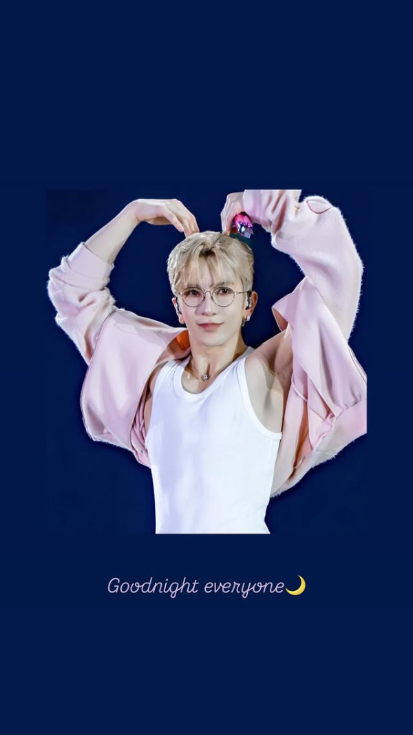 Anson Lo亞博演唱會|驚人26吋細腰挑戰性感尺度 親回台上爆鈕甩褲險走光驚險瞬間