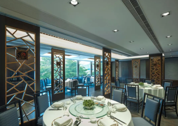 千禧新世界爆食物中毒！共涉及31人疑為婚宴乳豬出事／或因食物過早製作惹禍