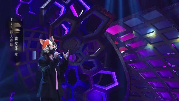 中年好聲音4|「貓女郎」呢位花旦招牌笑聲暴露身份?聲學分析唱歌同真人把聲超大反差