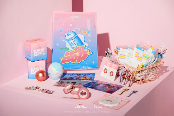 《K-POP 獵魔女團》限定店快閃沙田！還原電影場景打卡位/搶購HUNTRIX、SAJA BOYS應援手燈