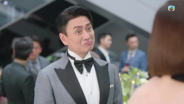 新聞女王2劇評|黃宗澤火力全開演活「賤精總監」精彩多變「衰格表情包」掀洗版潮