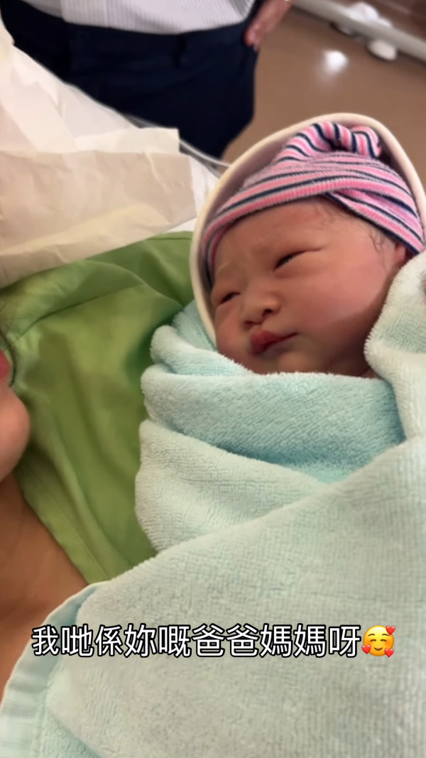 方力申宣布太太提早誕下囡囡！一家三口首張全家福合照！IG報喜母女平安