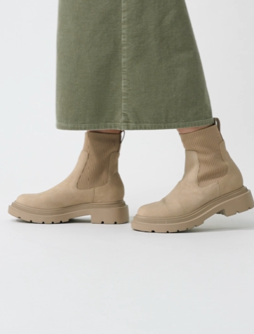 照片來源：GU 官方網站