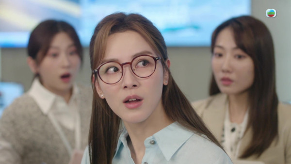 新聞女王2劇評｜王敏奕吳業坤劇中紋婚戒背後暗藏玄機？ 「女王」最新定義體現現代女性取態