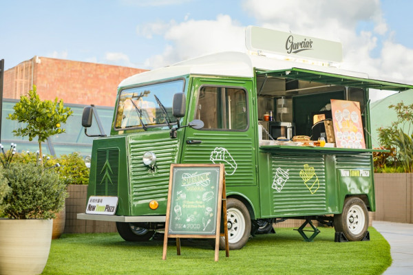 聖誕好去處！新城市廣場Chill Park戶外市集開鑼 港式餅家x意大利雪糕「雪糕糯米糍」／日本光雕藝術團隊x沙田友集體回憶音樂噴泉