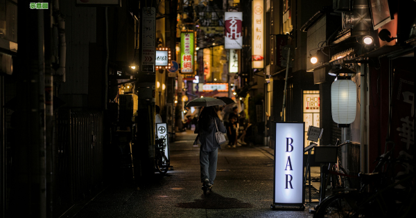 遊日中伏實錄！獨遊港男心齋橋被日本「姊弟」邀飲酒2杯啤酒要6萬！最後咁解決... 
