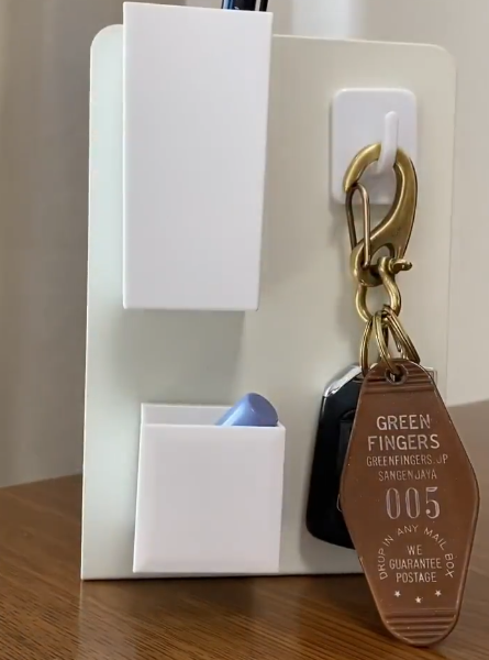 12蚊店書擋只夾書太浪費！日本瘋傳10大「隱藏神技」變身雪櫃收納/電腦架