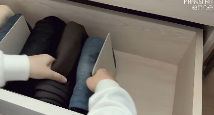 12蚊店書擋只夾書太浪費！日本瘋傳10大「隱藏神技」變身雪櫃收納/電腦架