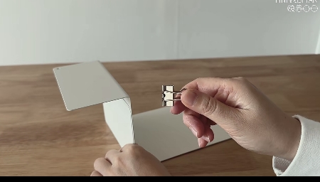 12蚊店書擋只夾書太浪費！日本瘋傳10大「隱藏神技」變身雪櫃收納/電腦架