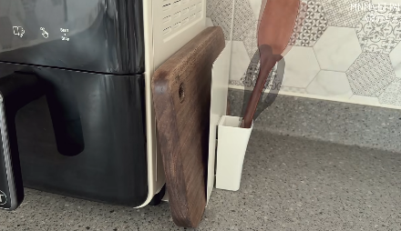 12蚊店書擋只夾書太浪費！日本瘋傳10大「隱藏神技」變身雪櫃收納/電腦架