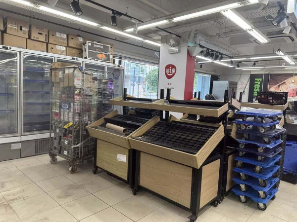 U購Select執笠潮持續！全港縮減剩2間分店！柴灣36年老店難逃結業命運！街坊：最後一間都冇埋