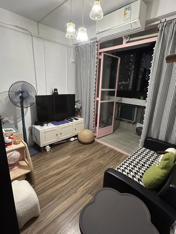 2人家庭等足8年獲派荃灣福來邨大露台單位。圖片來源:Facebook@香港公營房屋討論區