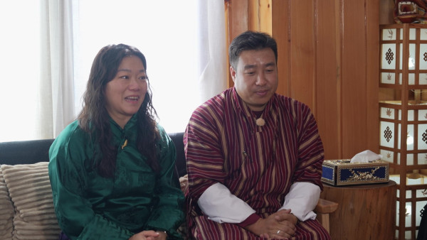 帶阿姐看世界|羅家英唐僧上身突襲獻唱《Only You》 不丹婚照拍攝意外掌摑阿姐