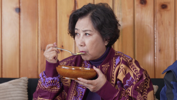 帶阿姐看世界|羅家英唐僧上身突襲獻唱《Only You》 不丹婚照拍攝意外掌摑阿姐