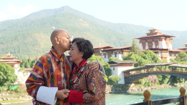 帶阿姐看世界|羅家英唐僧上身突襲獻唱《Only You》 不丹婚照拍攝意外掌摑阿姐