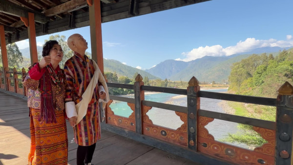 帶阿姐看世界|羅家英唐僧上身突襲獻唱《Only You》 不丹婚照拍攝意外掌摑阿姐