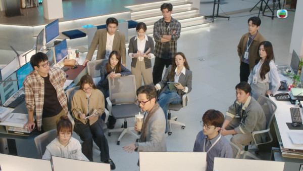 新聞女王2大結局|分析Man姐引爆終極大戰揭跨國詐騙黑幕 Ivan潛入「3U園」生死成謎