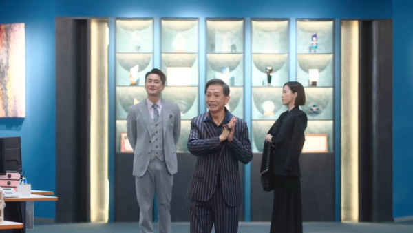 新聞女王2大結局|分析Man姐引爆終極大戰揭跨國詐騙黑幕 Ivan潛入「3U園」生死成謎