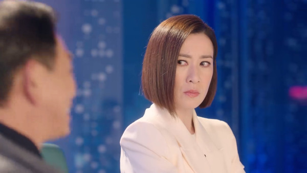 新聞女王2大結局|分析Man姐引爆終極大戰揭跨國詐騙黑幕 Ivan潛入「3U園」生死成謎