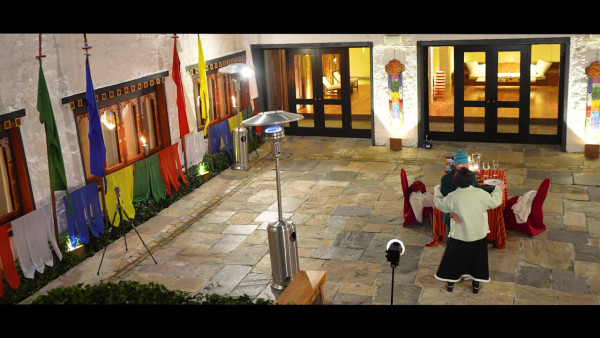 帶阿姐看世界|羅家英呻「唔聽我講嘢幾十年」 阿姐扁嘴撒嬌:咁習慣咗吖嘛