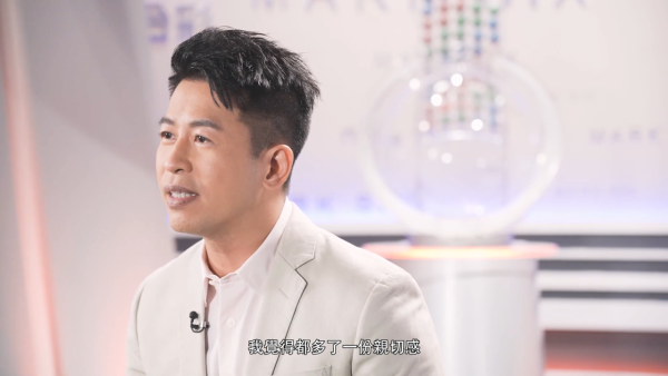 中年好聲音4｜「唐伯虎」磁性男聲鎖定呢一位！下巴特徵一秒出賣真正身份係佢