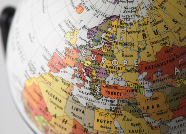 Outlet掃貨攻略｜日本福袋/歐洲Boxing Day劈價！日本買Dyson小心回港變廢鐵 