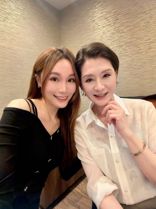 夏文汐姪女原來係TVB性感小花!隱藏親戚關係曝光!相差31歲同框如兩姐妹超驚艷